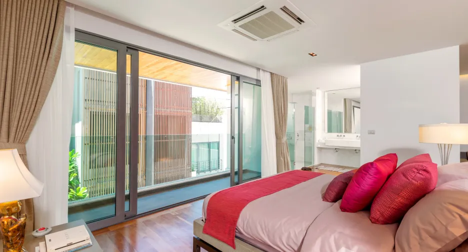 For sale 4 bedrooms house in Mueang Phuket, Phuket