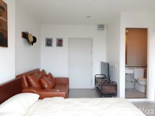 À vendre studio condo à Phasi Charoen, Bangkok