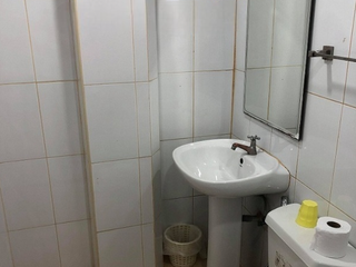 Local comercial en venta de 11 habitaciones en Mueang Udon Thani, Udon Thani