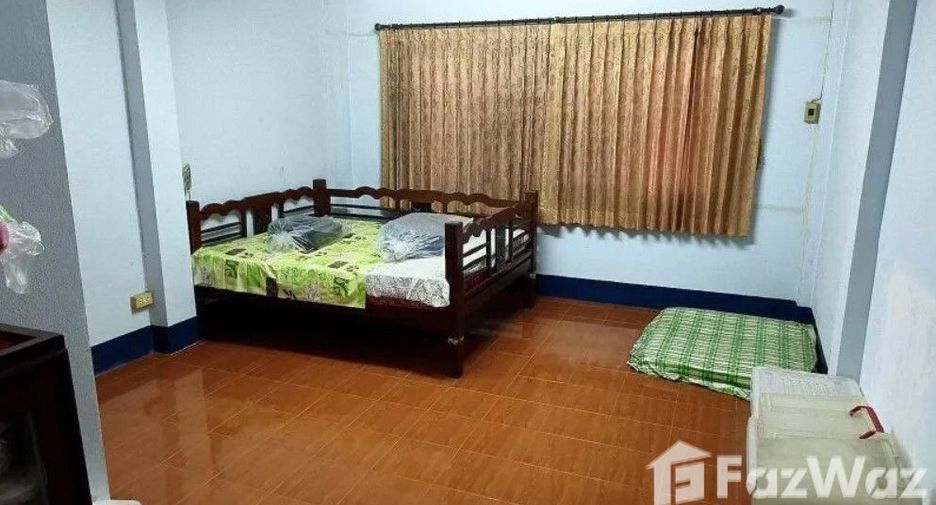 Haus zum Kauf mit 4 Zimmer in Nong Khaem, Bangkok