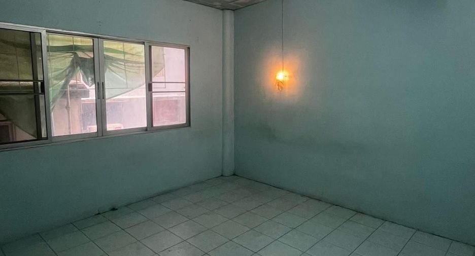 For rent 5 bedrooms retail Space in Bang Lamung, Chonburi