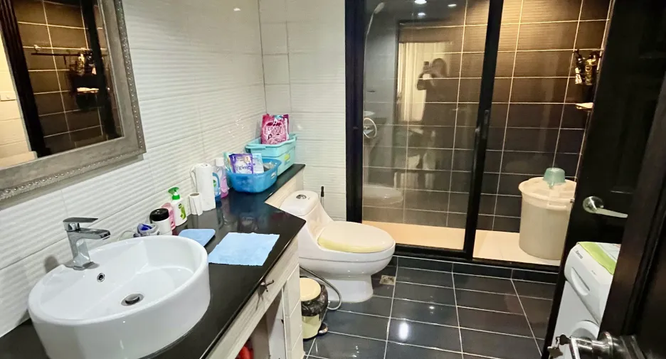 For sale and for rent 1 bed condo in Ban Chang, Rayong