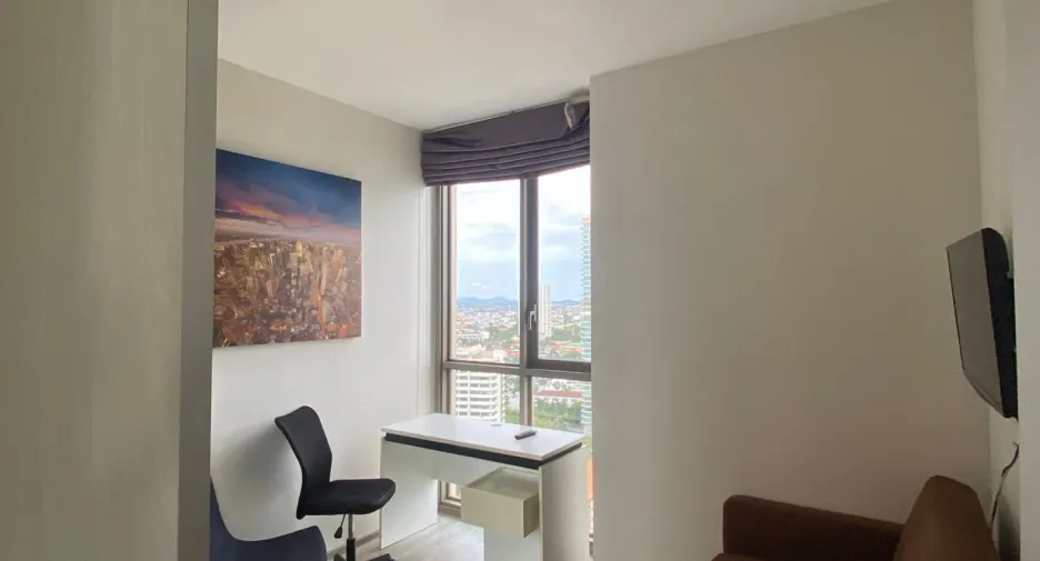 For sale 2 bedrooms condo in Bang Lamung, Chonburi