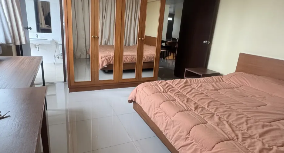 For sale 2 bedrooms condo in Si Racha, Chonburi