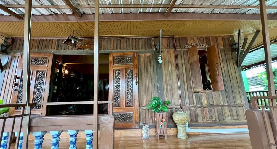Продажа и аренда 3 спальни дом в Бангкок Нои, Бангкок