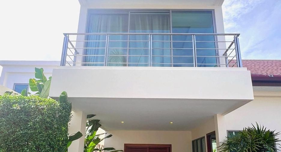 À louer 4 chambres villa à Mueang Phuket, Phuket