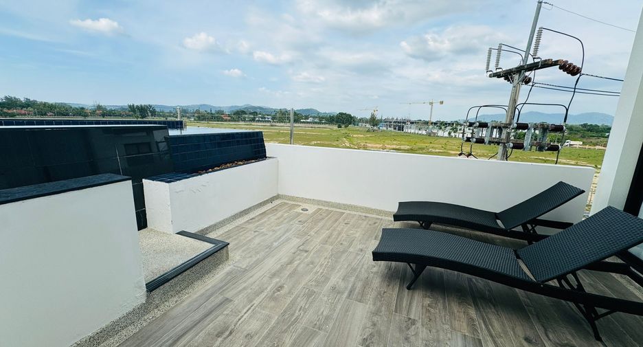 Villa en venta de 5 habitaciones en Thalang, Phuket