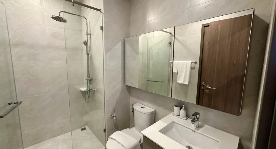 For rent 2 bedrooms condo in Thalang, Phuket
