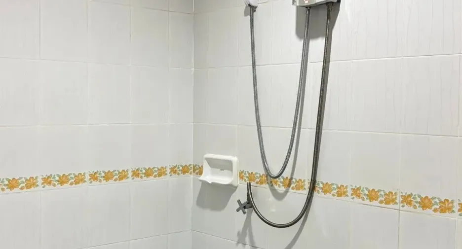 For rent 2 bedrooms townhouse in Bang Lamung, Chonburi