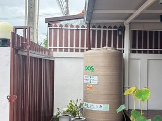 Casa adosada en alquiler de 2 habitaciones en Bang Lamung, Chonburi