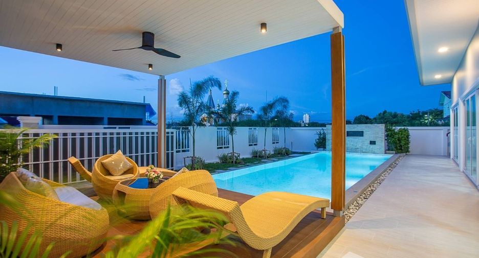 For sale 3 bedrooms villa in Hua Hin, Prachuap Khiri Khan