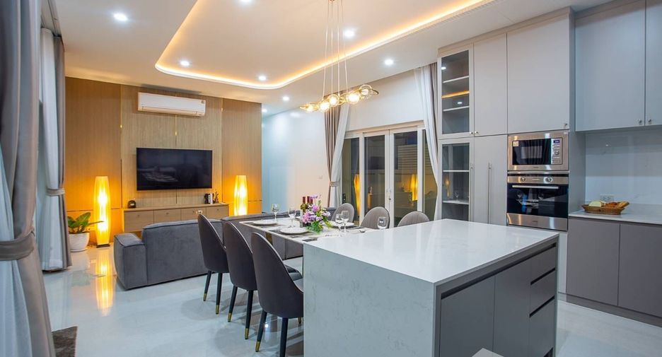 For sale 3 bedrooms villa in Hua Hin, Prachuap Khiri Khan