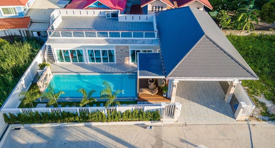 For sale 3 bedrooms villa in Hua Hin, Prachuap Khiri Khan