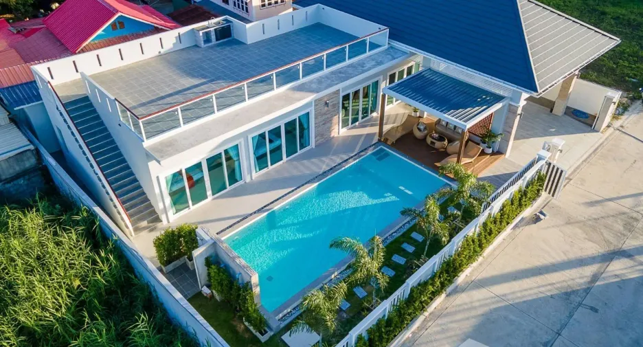 For sale 3 bedrooms villa in Hua Hin, Prachuap Khiri Khan