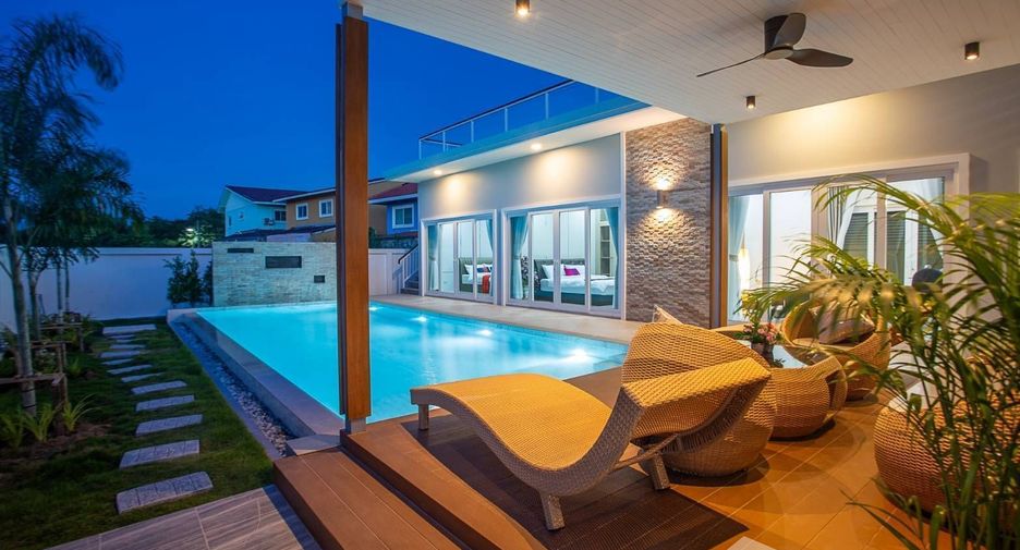 For sale 3 bedrooms villa in Hua Hin, Prachuap Khiri Khan