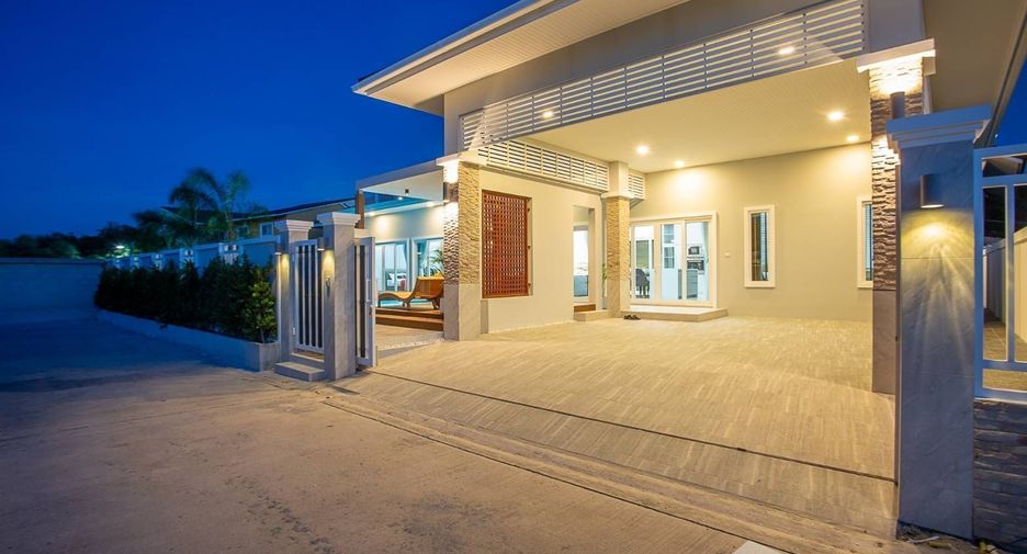 For sale 3 bedrooms villa in Hua Hin, Prachuap Khiri Khan