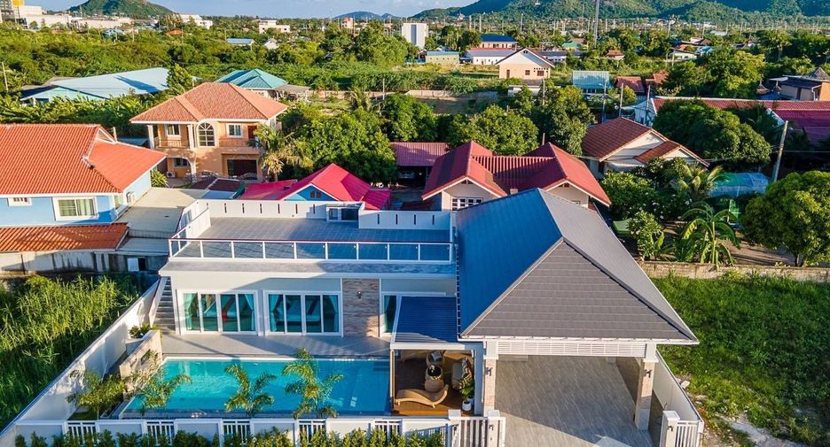For sale 3 bedrooms villa in Hua Hin, Prachuap Khiri Khan