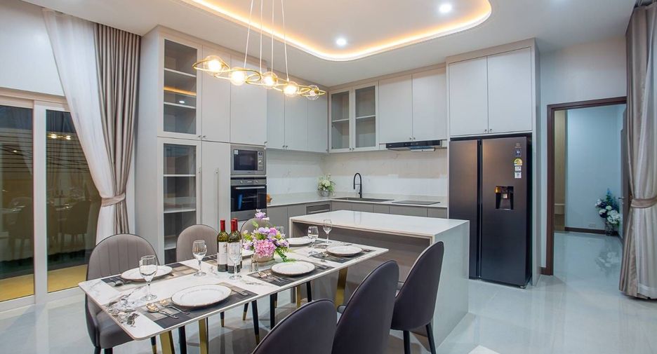 For sale 3 bedrooms villa in Hua Hin, Prachuap Khiri Khan