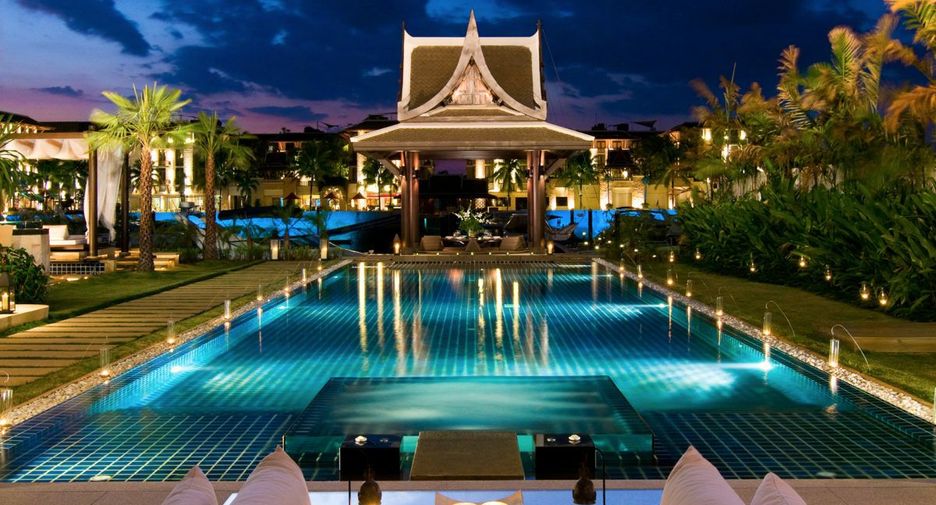For sale 5 bedrooms villa in Mueang Phuket, Phuket