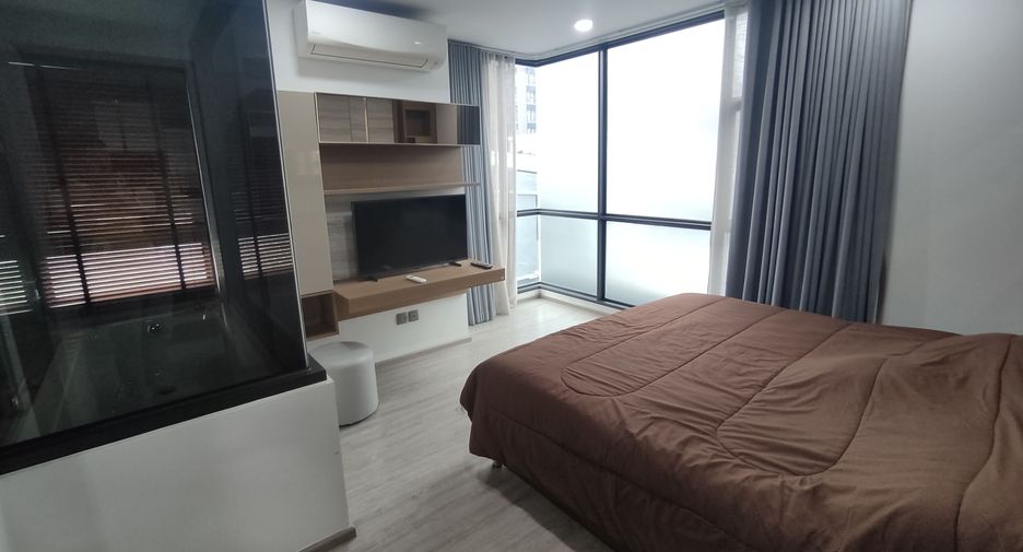 À vendre 2 chambres condo à Watthana, Bangkok