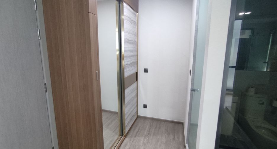 À vendre 2 chambres condo à Watthana, Bangkok