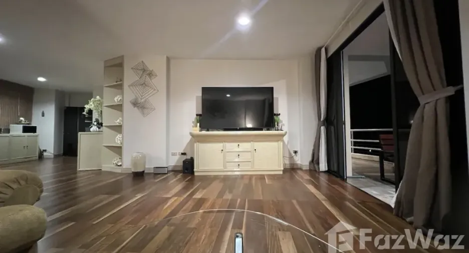 For sale 1 bed condo in Mueang Rayong, Rayong