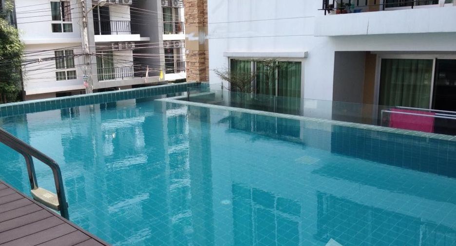 For sale 2 bedrooms condo in Chatuchak, Bangkok
