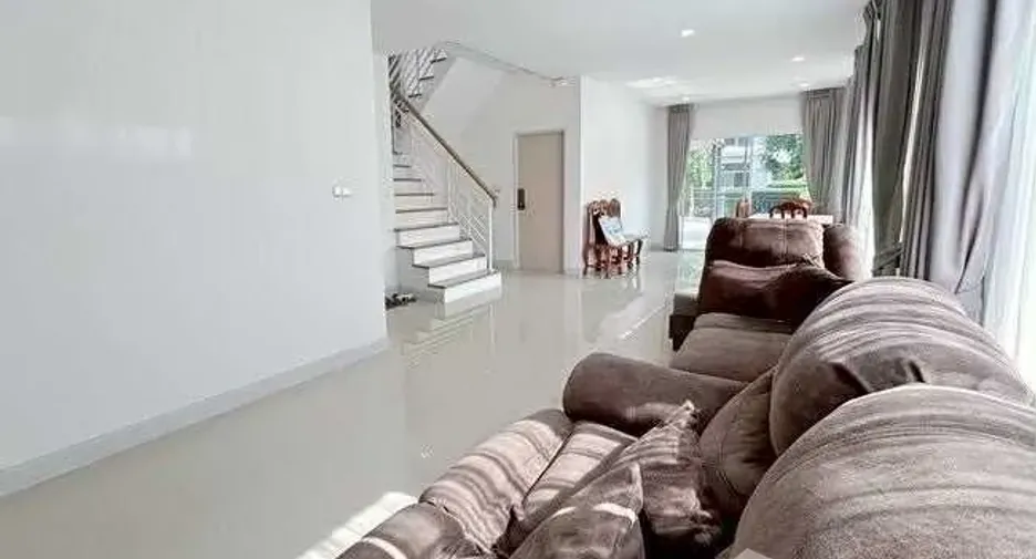 Haus zum Kauf mit 3 Zimmer in Khlong Luang, Pathum Thani