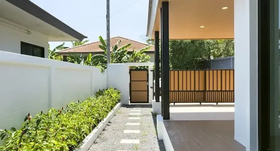 For sale and for rent 3 bedrooms house in Thalang, Phuket