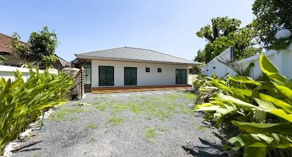 For sale and for rent 3 bedrooms house in Thalang, Phuket