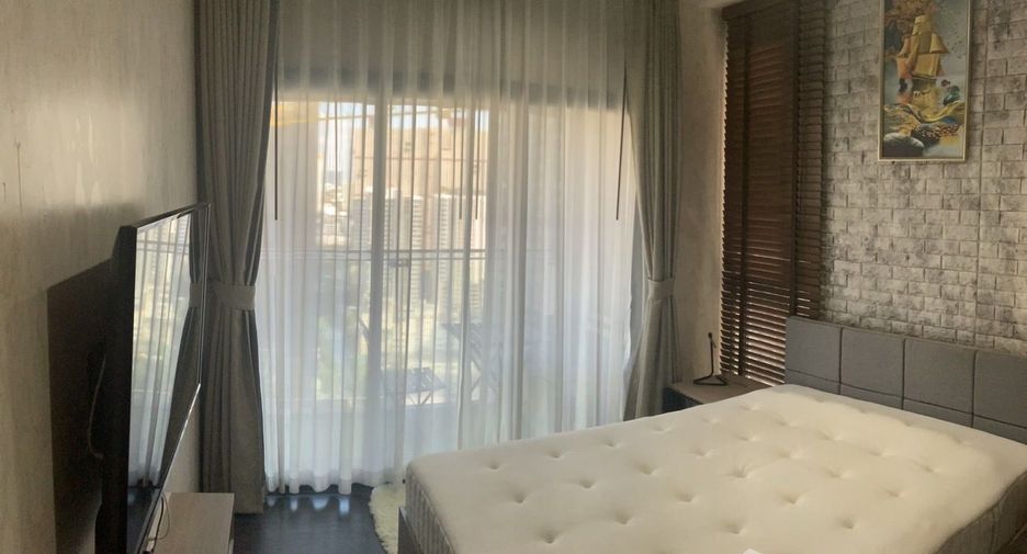 For sale and for rent 1 bed condo in Huai Khwang, Bangkok