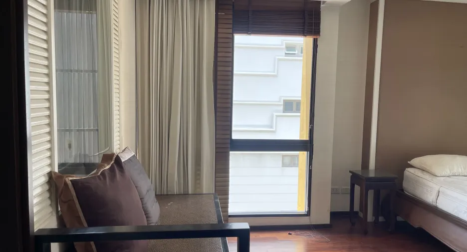 For sale 2 bedrooms condo in Pathum Wan, Bangkok