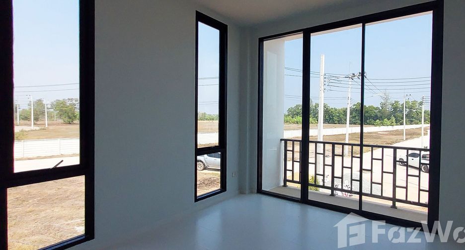 À vendre 3 chambres villa à Klaeng, Rayong