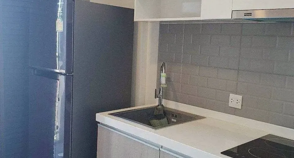 Wohnung zum Kauf mit 1 Zimmer in Bangkok Noi, Bangkok