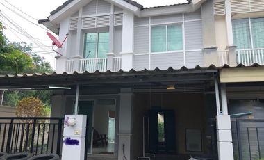 For rent 3 bedrooms townhouse in Thalang, Phuket