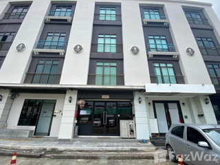 For sale and for rent office in Wang Thonglang, Bangkok
