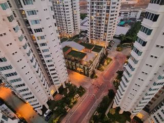 出售 4 卧室 公寓 在 Huai Khwang, 曼谷