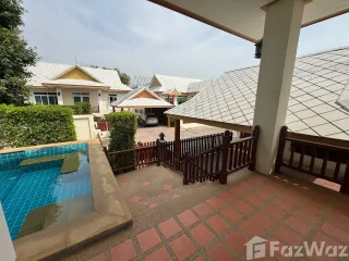 À louer 3 chambres maison à Bang Lamung, Chonburi