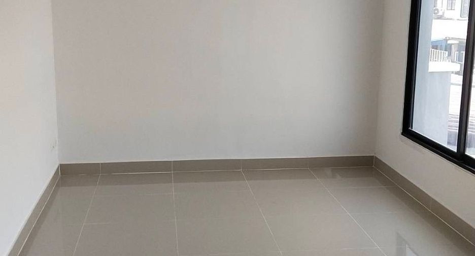 出售 和 出租 3 卧室 联排别墅 在 Khlong Luang, Pathum Thani