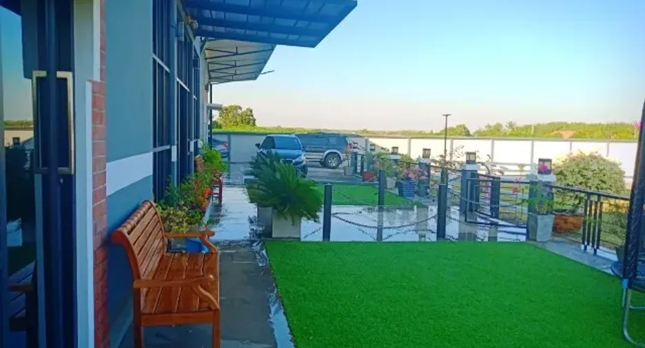 For sale 4 bedrooms house in Khu Mueang, Buriram