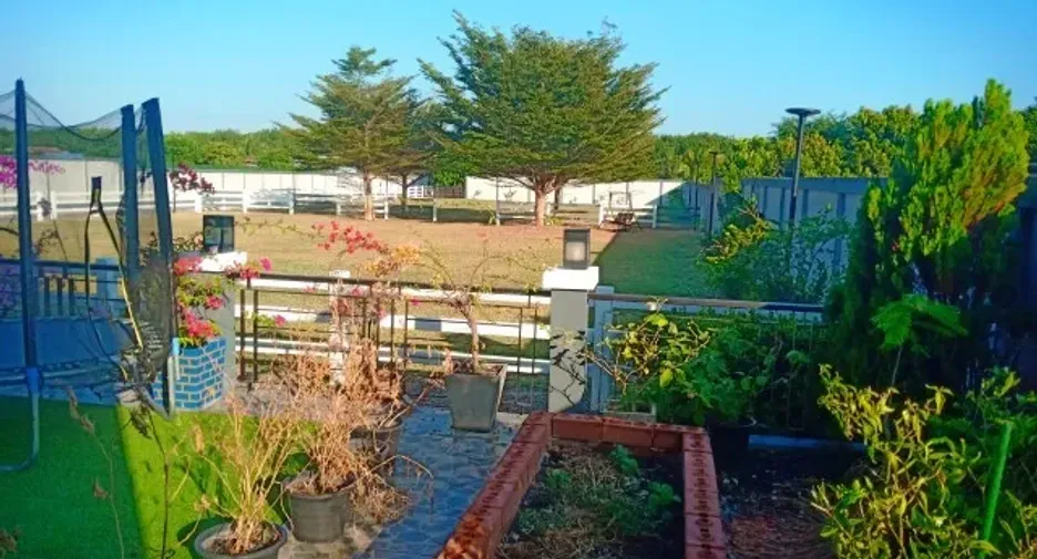 For sale 4 bedrooms house in Khu Mueang, Buriram