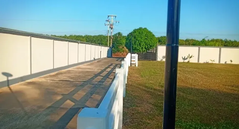 For sale 4 bedrooms house in Khu Mueang, Buriram
