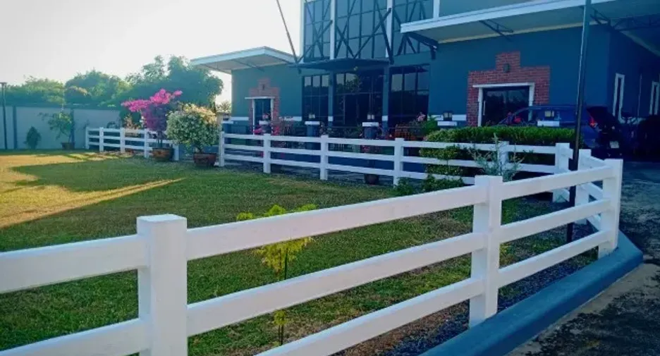 For sale 4 bedrooms house in Khu Mueang, Buriram