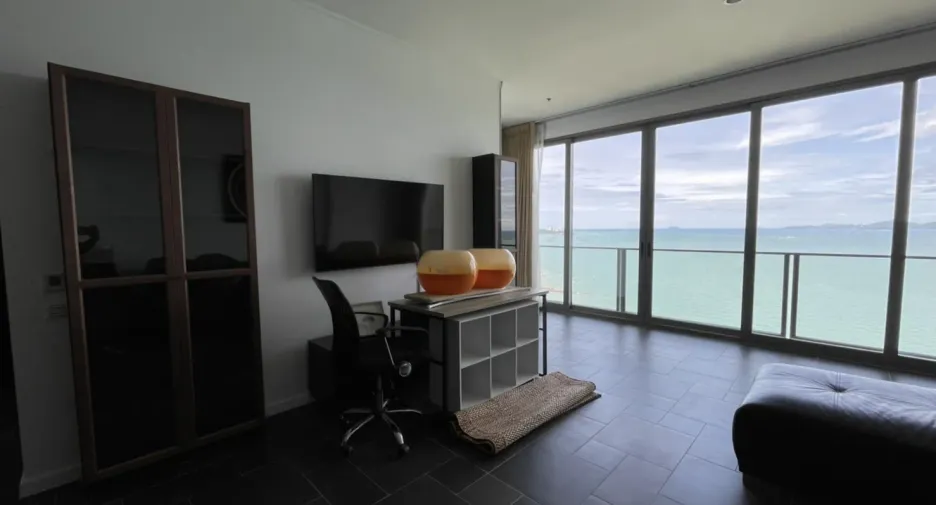 For sale 2 bedrooms condo in Bang Lamung, Chonburi