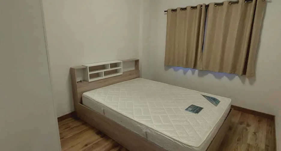 For rent 3 bedrooms townhouse in Mueang Khon Kaen, Khon Kaen