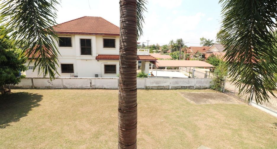 For sale 3 bedrooms house in Mueang Udon Thani, Udon Thani
