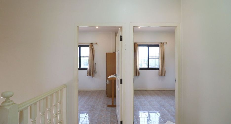 For sale 3 bedrooms house in Mueang Udon Thani, Udon Thani