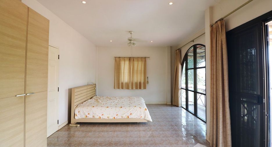 For sale 3 bedrooms house in Mueang Udon Thani, Udon Thani