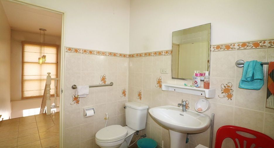 For sale 3 bedrooms house in Mueang Udon Thani, Udon Thani