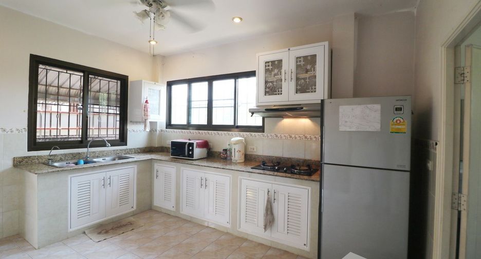 For sale 3 bedrooms house in Mueang Udon Thani, Udon Thani